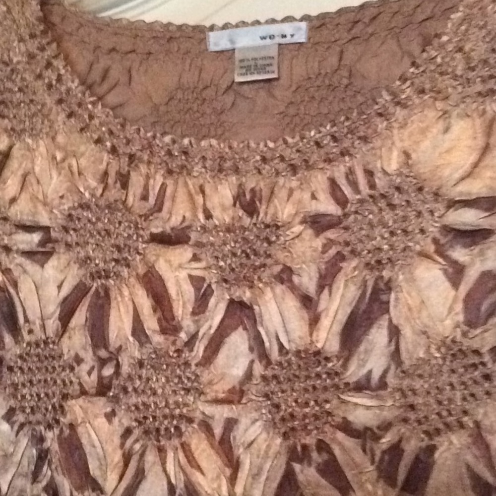 Blouse - Picture 2 of 3